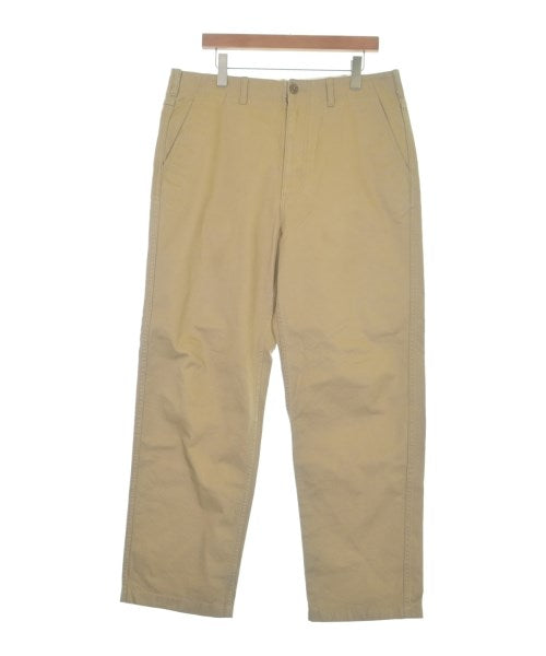 STUSSY ชิโน่