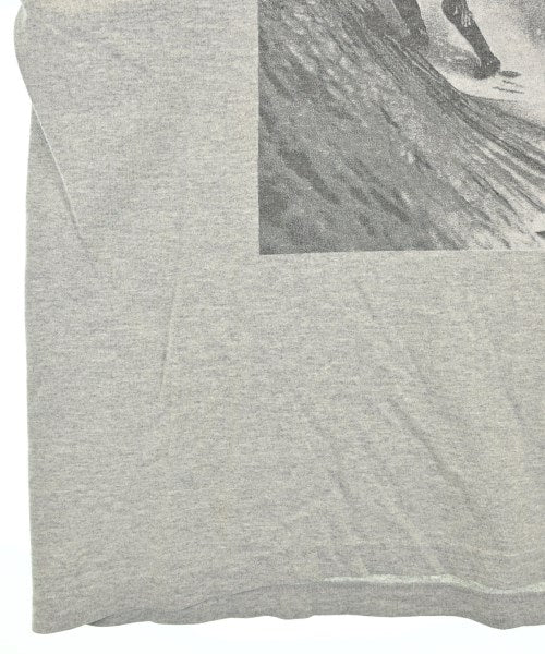 STUSSY เสื้อยืด/เสื้อท็อปส์