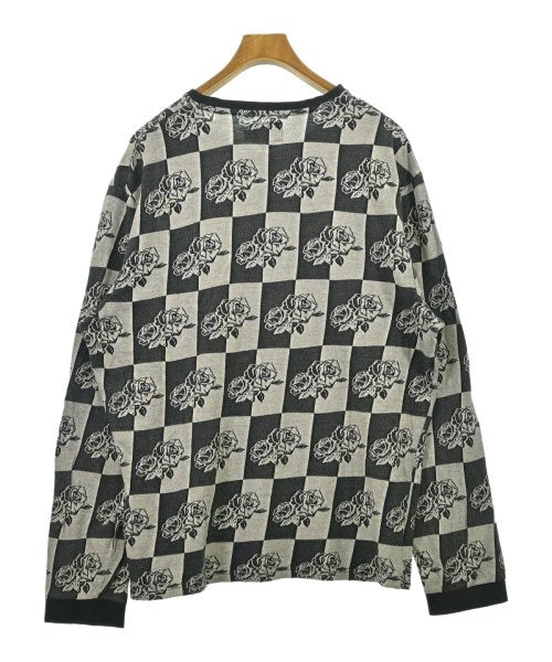STUSSY เสื้อยืด/เสื้อท็อปส์