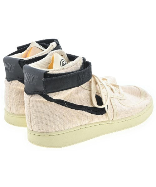 STUSSY รองเท้าผ้าใบ