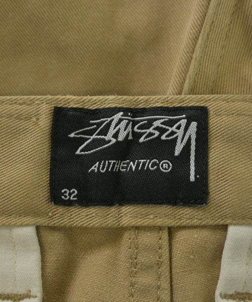 STUSSY ชิโน่