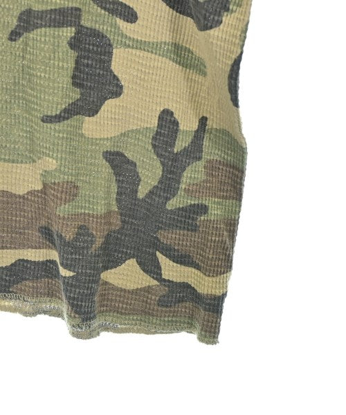 STUSSY เสื้อยืด/เสื้อท็อปส์