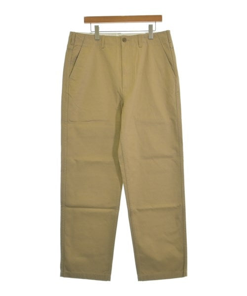 STUSSY ชิโน่