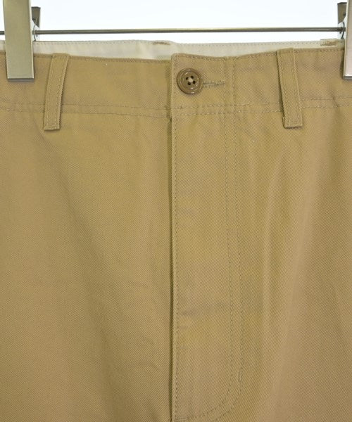 STUSSY ชิโน่