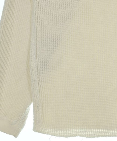 STUSSY เสื้อยืด/เสื้อท็อปส์