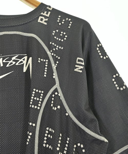 STUSSY เสื้อยืด/เสื้อท็อปส์