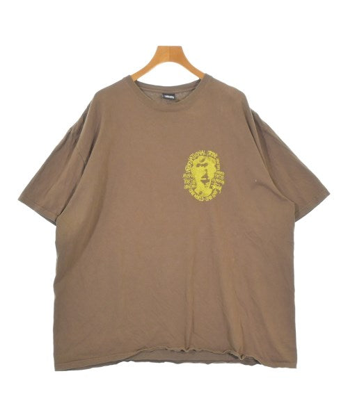 STUSSY เสื้อยืด/เสื้อท็อปส์