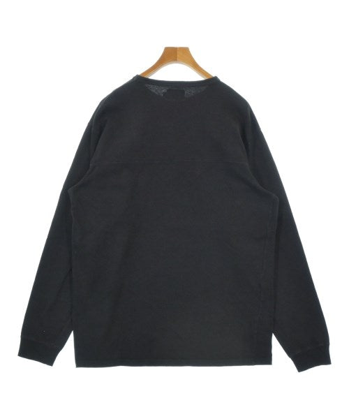 STUSSY เสื้อยืด/เสื้อท็อปส์