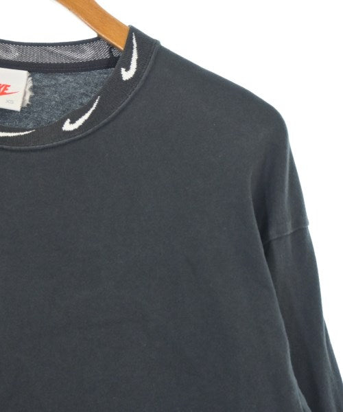 STUSSY เสื้อยืด/เสื้อท็อปส์