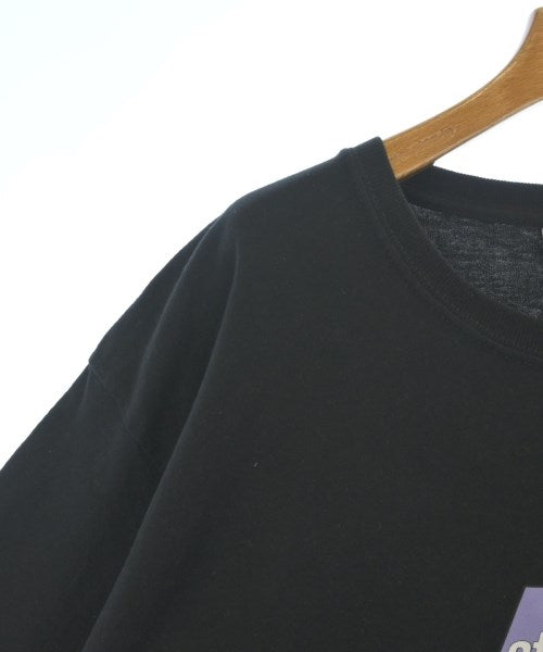 STUSSY เสื้อยืด/เสื้อท็อปส์