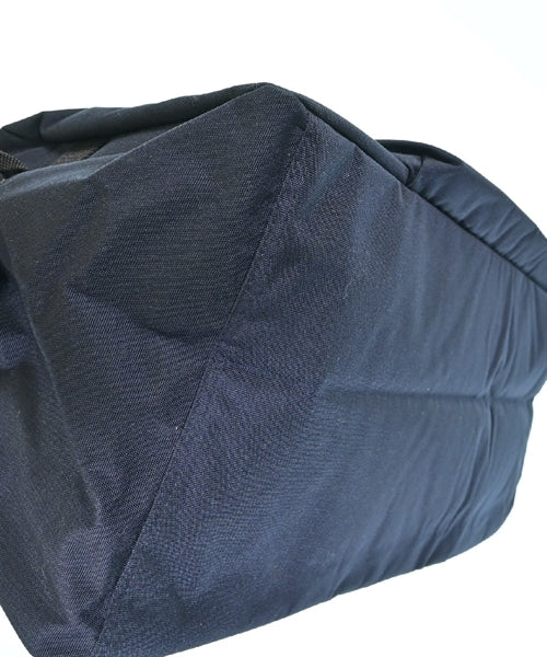UNDER COVER กระเป๋าใส่อุปกรณ์ขนาดใหญ่