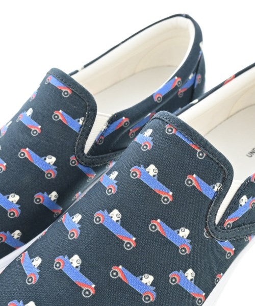 UNDER COVER รองเท้าผ้าใบ