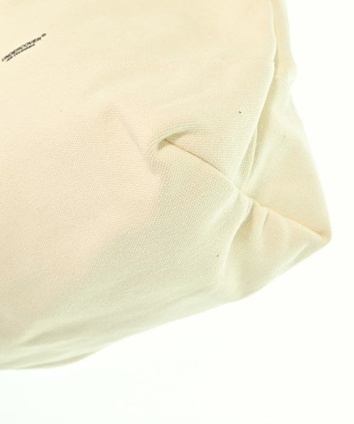 UNDER COVER กระเป๋าถือขนาดใหญ่