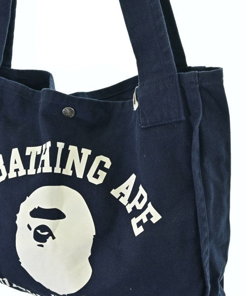 A BATHING APE กระเป๋าสะพาย