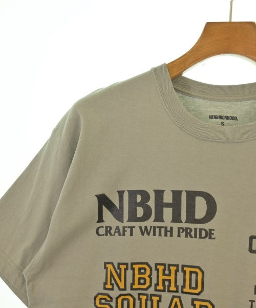 NEIGHBOR HOOD เสื้อยืด/เสื้อท็อปส์