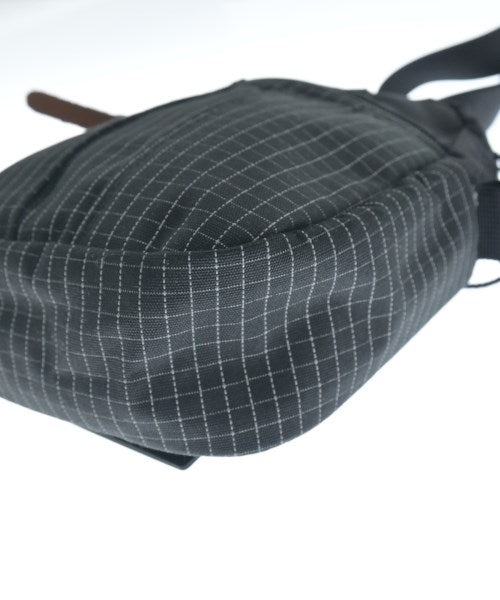 NEIGHBOR HOOD กระเป๋าสะพาย