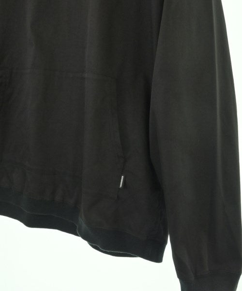 NEIGHBOR HOOD เสื้อยืด/เสื้อท็อปส์
