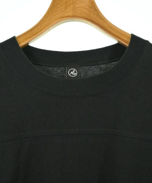 MASSES เสื้อยืด/เสื้อท็อปส์