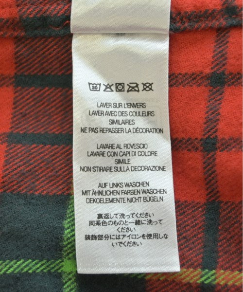 Supreme เสื้อลำลอง