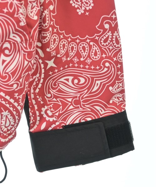 Supreme เสื้อพาร์กาภูเขา