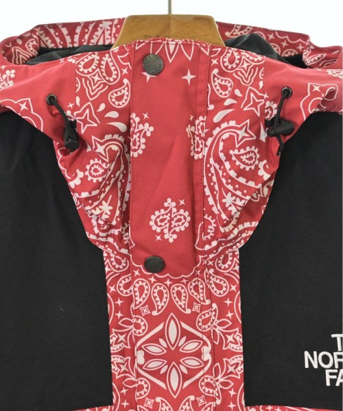 Supreme เสื้อพาร์กาภูเขา