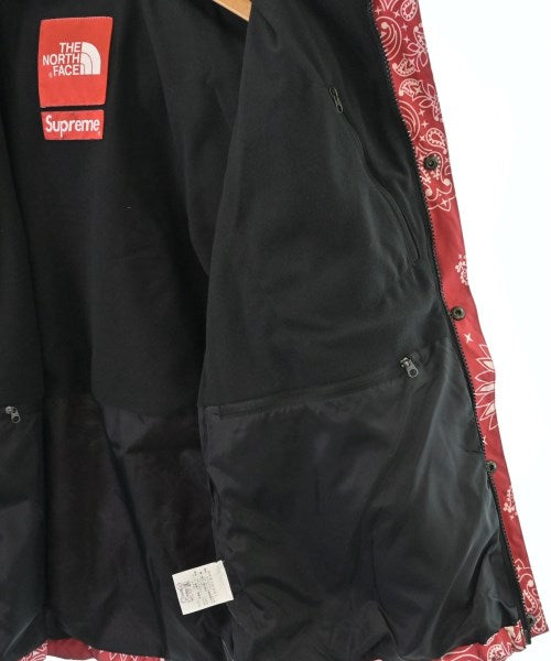 Supreme เสื้อพาร์กาภูเขา