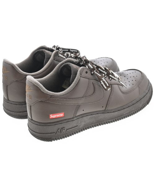Supreme รองเท้าผ้าใบ