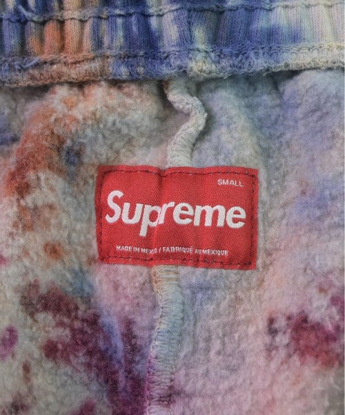 Supreme กางเกงขาสั้น