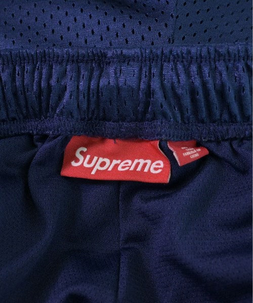 Supreme กางเกงขาสั้น