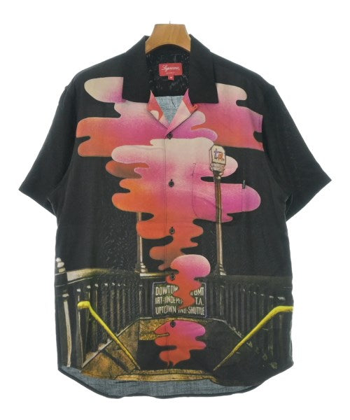 Supreme เสื้อลำลอง