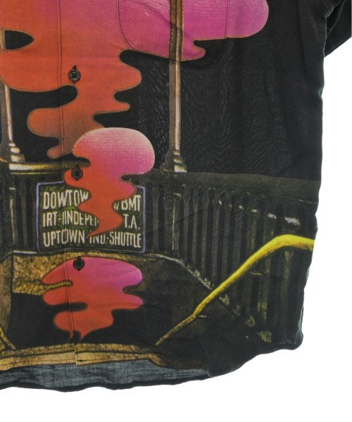 Supreme เสื้อลำลอง