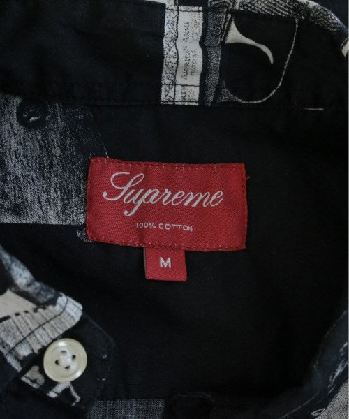 Supreme เสื้อลำลอง