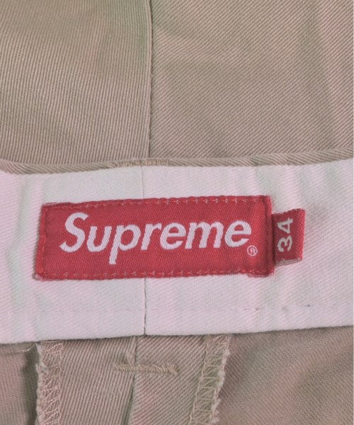 Supreme กางเกงขาสั้น