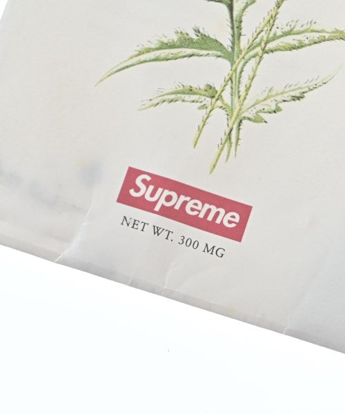 Supreme อื่นๆ