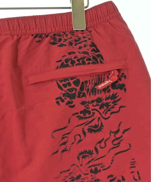 Supreme กางเกงขาสั้น