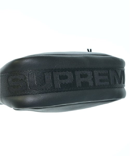 Supreme กระเป๋าสะพาย
