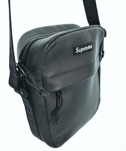 Supreme กระเป๋าสะพาย
