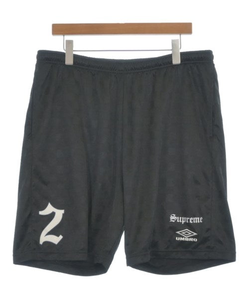 Supreme กางเกงขาสั้น