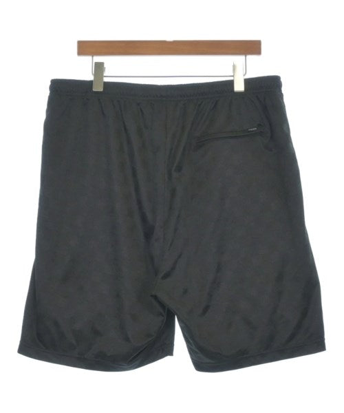 Supreme กางเกงขาสั้น