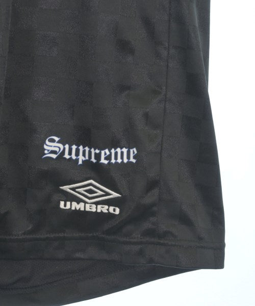 Supreme กางเกงขาสั้น