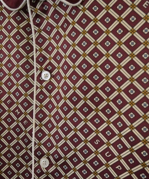 Supreme ชุดสูทแบบครบเซต (อื่นๆ)