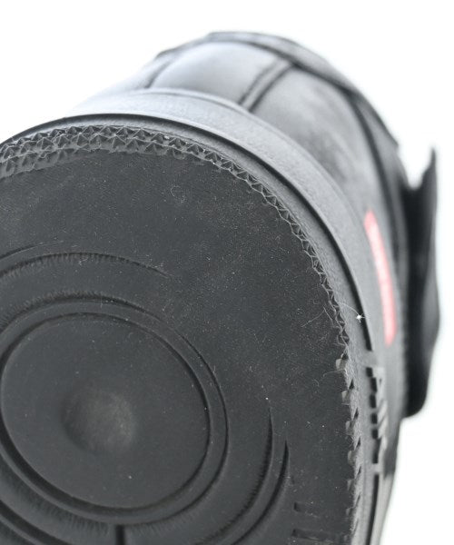 Supreme รองเท้าผ้าใบ