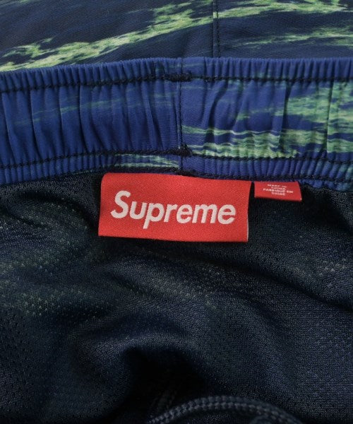Supreme กางเกงขาสั้น