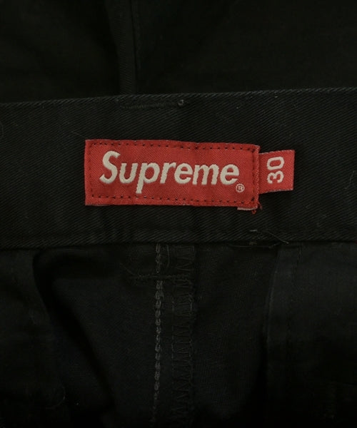 Supreme กางเกงขาสั้น