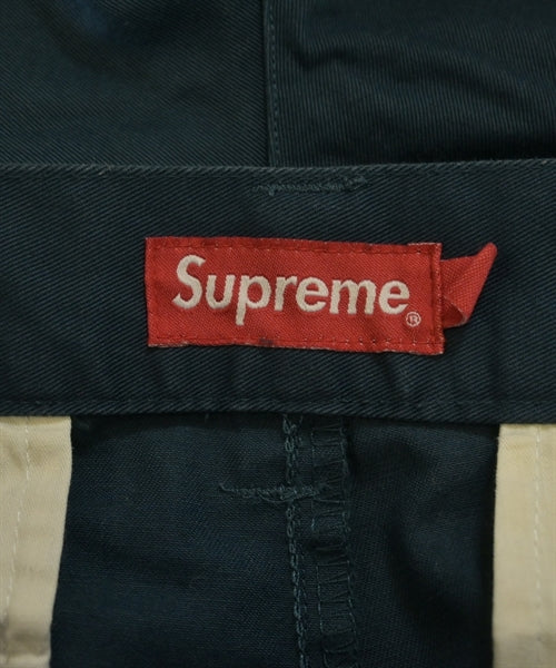 Supreme กางเกงขาสั้น