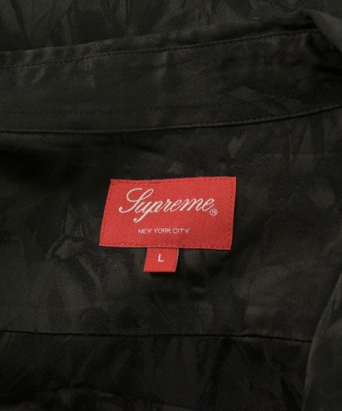 Supreme เสื้อลำลอง