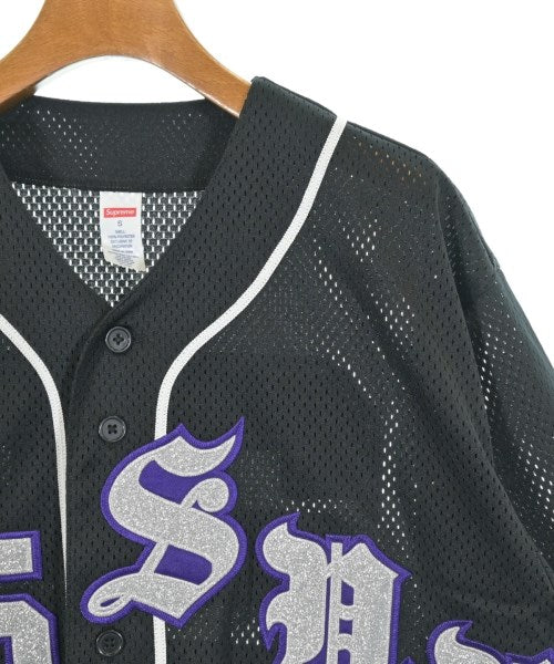 Supreme เสื้อลำลอง