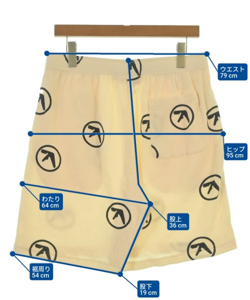 Supreme กางเกงขาสั้น