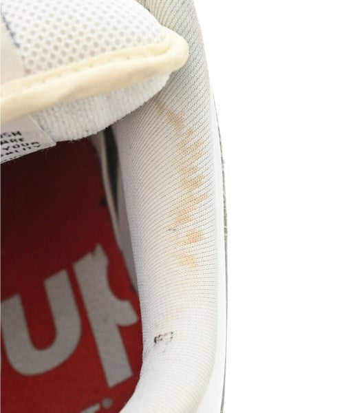 Supreme รองเท้าผ้าใบ