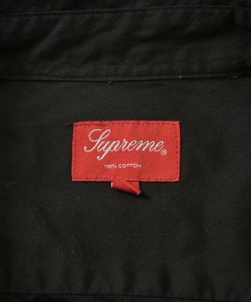 Supreme เสื้อลำลอง